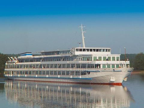 Tschitscherin Kreuzfahrt Reisen 2024, 2025, 2026 & 2027 buchen